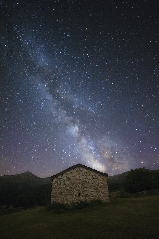 invernal bajo la Vía Láctea